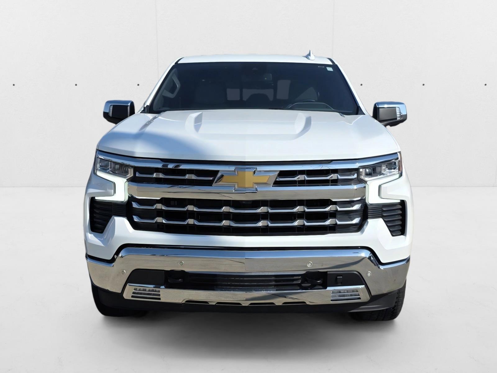 2023 Chevrolet Silverado 1500 LTZ photo 2