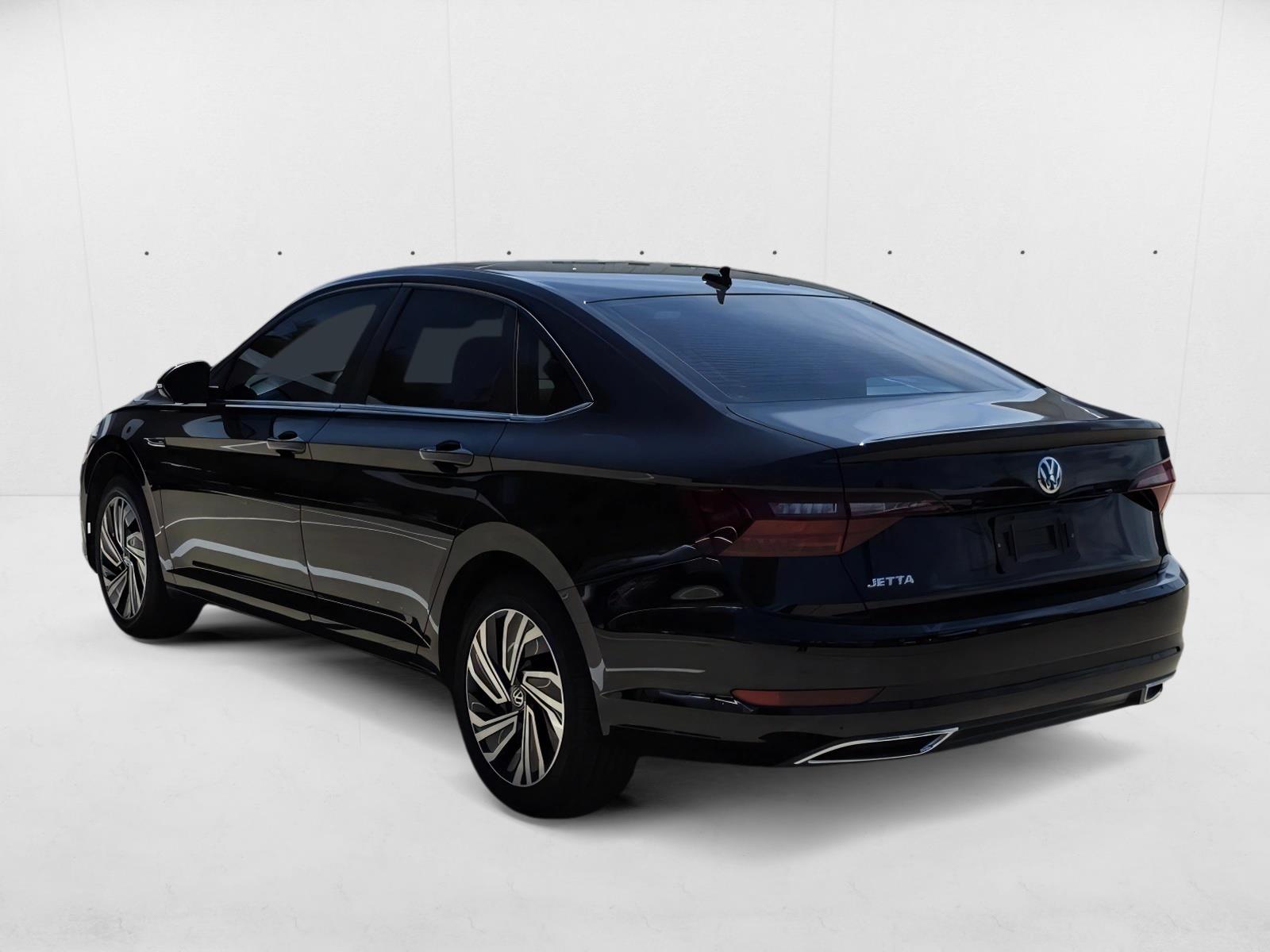 2021 Volkswagen Jetta SEL Premium photo 3