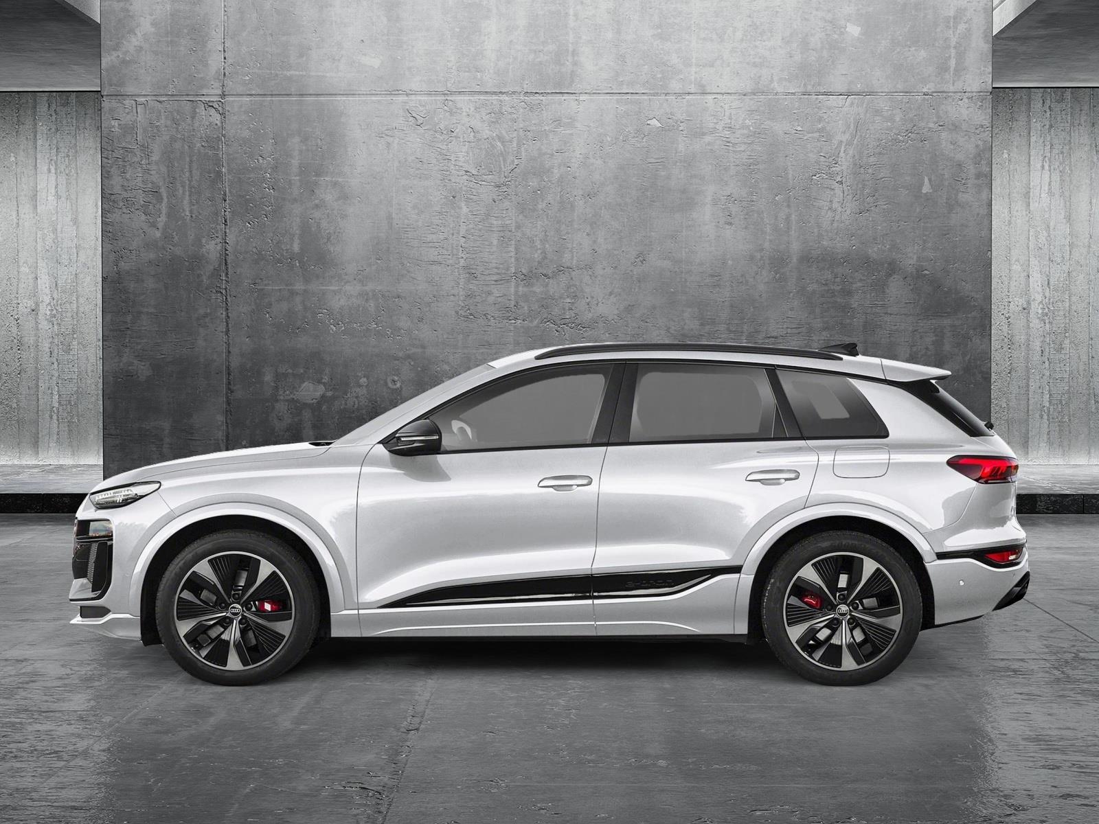 2025 Audi SQ6 photo 2