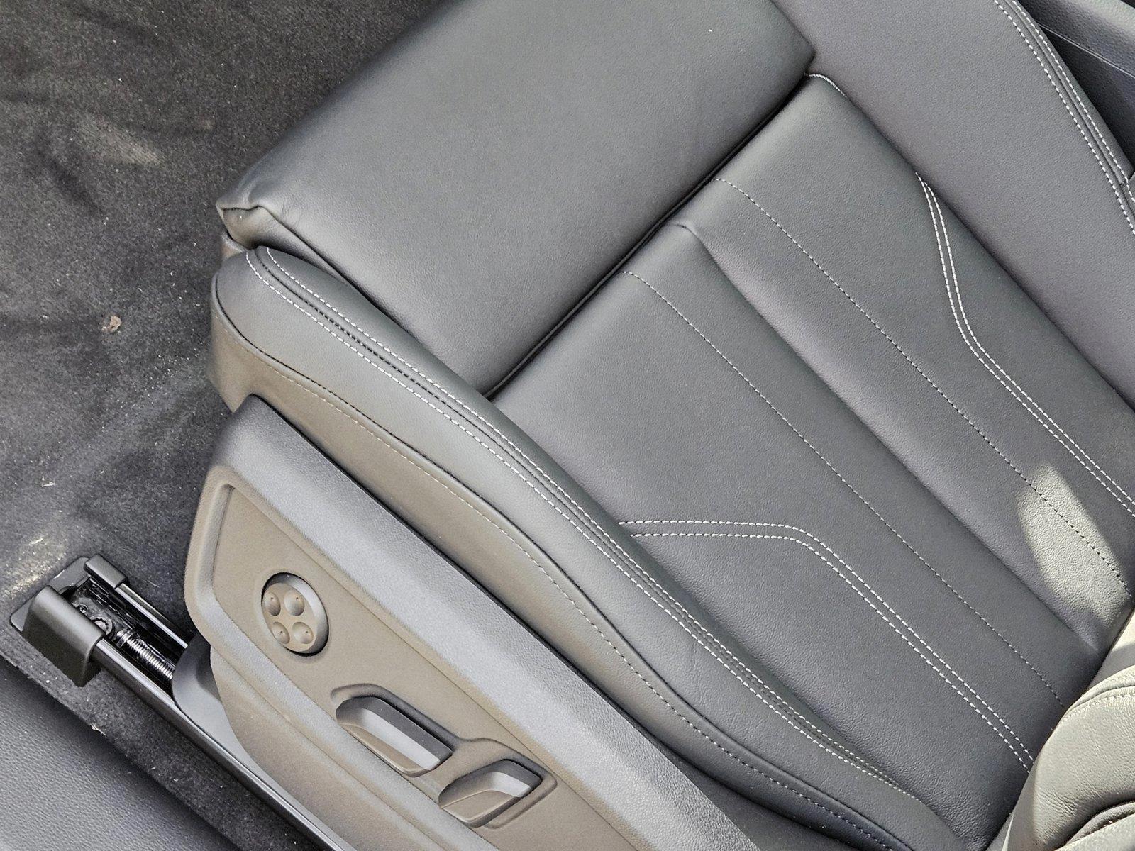 2025 Audi Q5 45 S line Premium photo 4