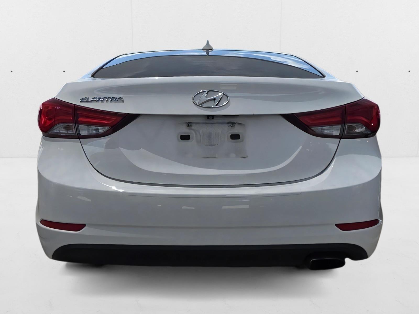 2015 Hyundai Elantra Sport photo 3