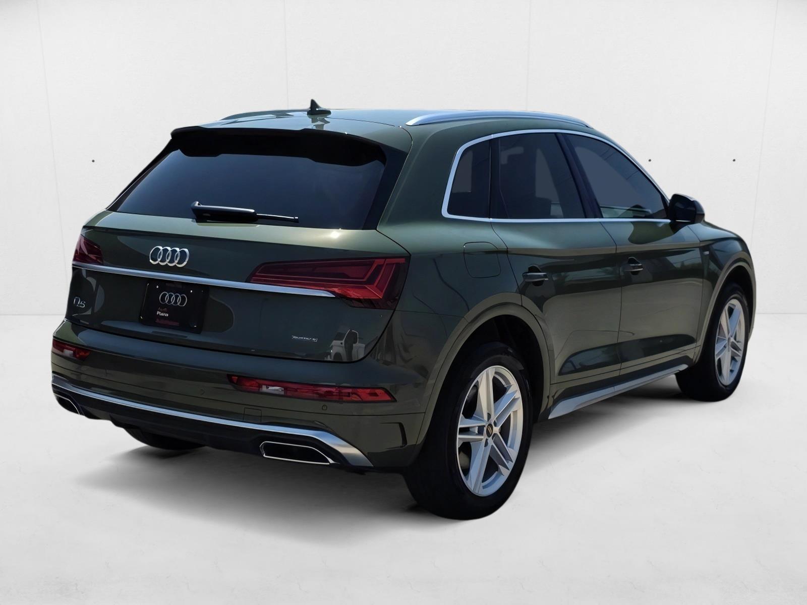 2022 Audi Q5 S line Premium photo 3