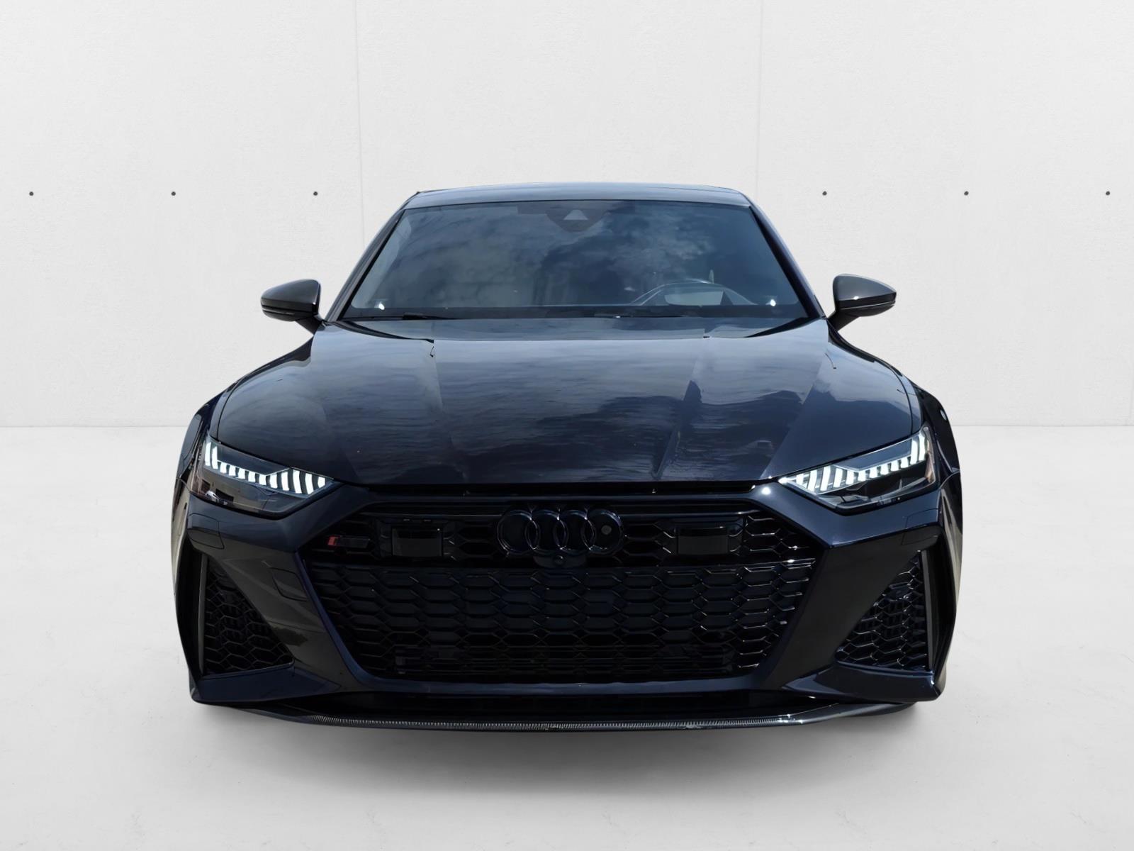 2021 Audi RS 7 photo 2