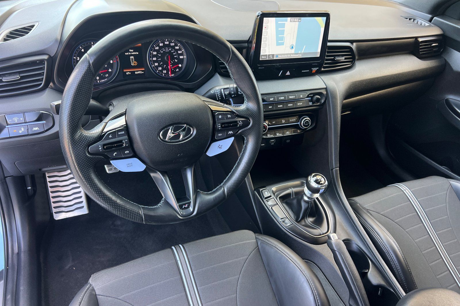 2022 Hyundai Veloster N - Photo 13