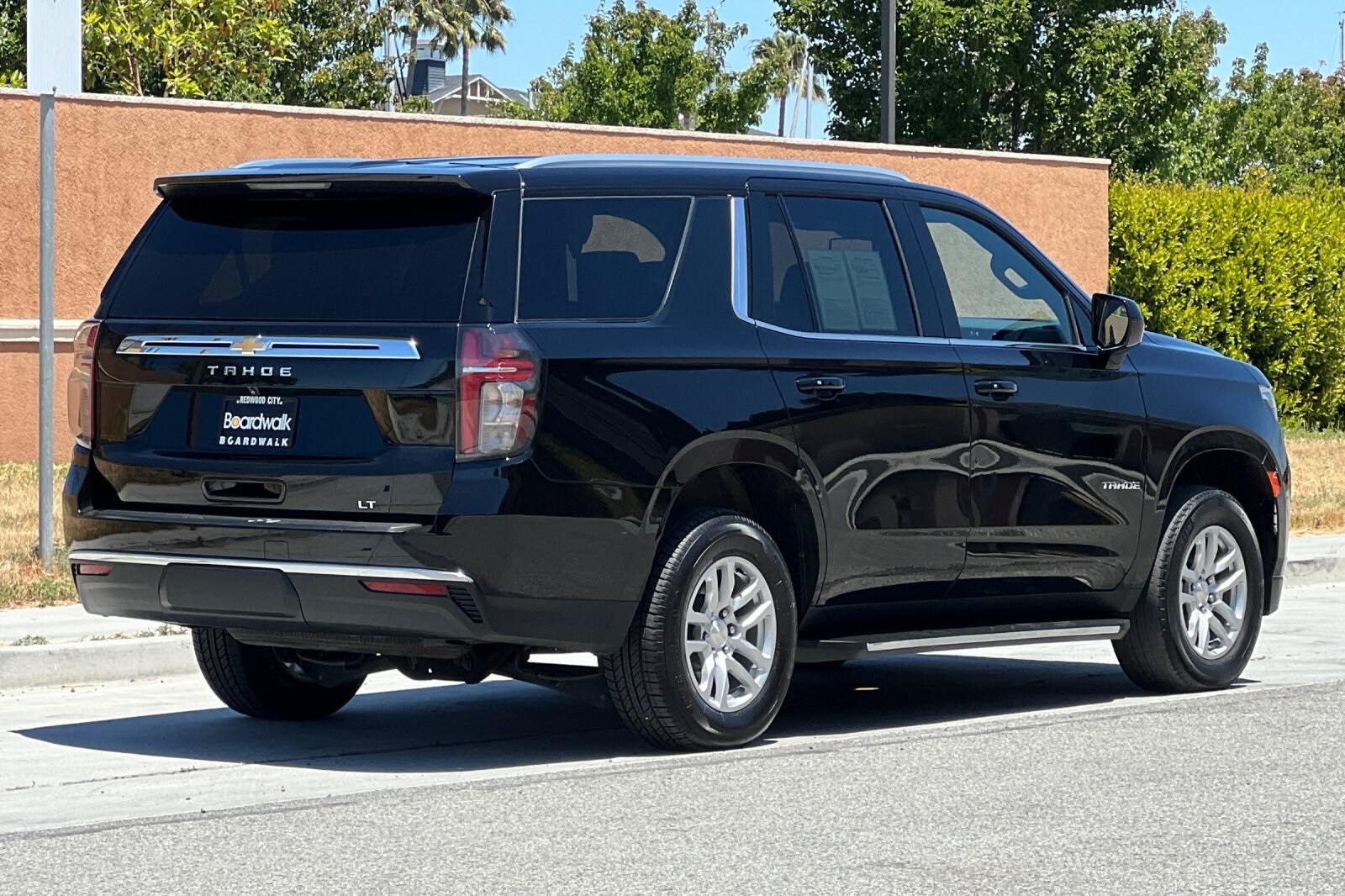 2023 Chevrolet Tahoe LT photo 4