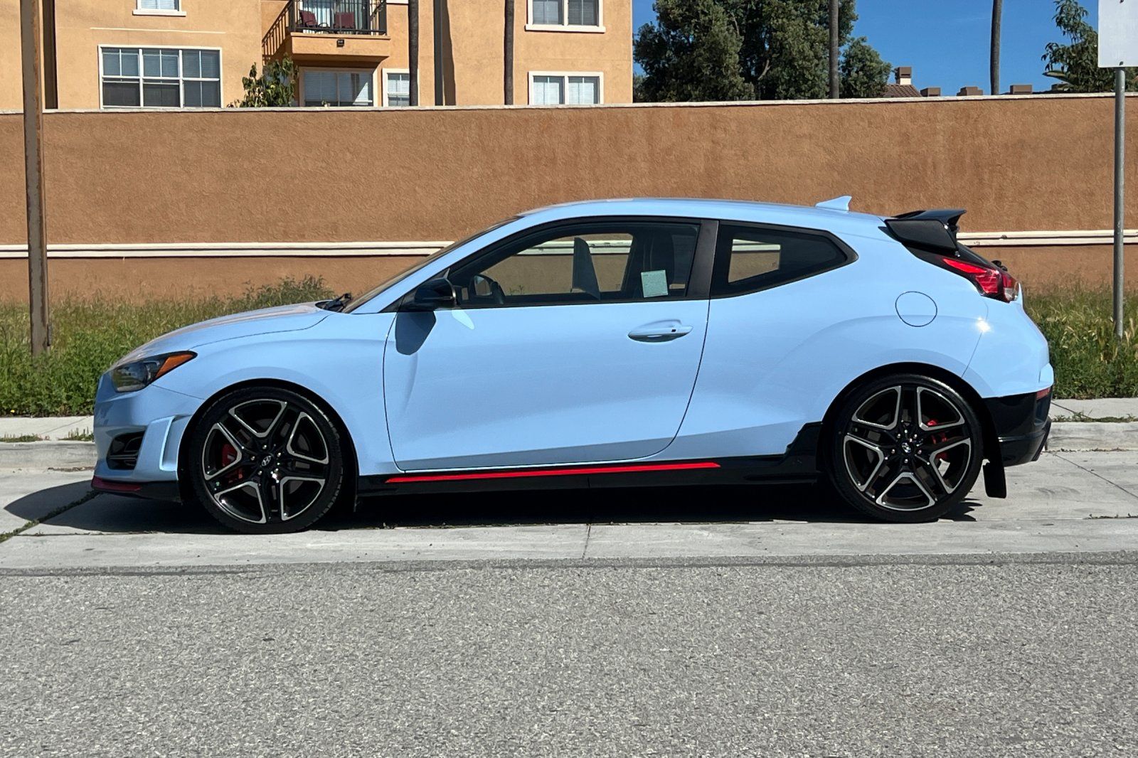 2022 Hyundai Veloster N - Photo 7