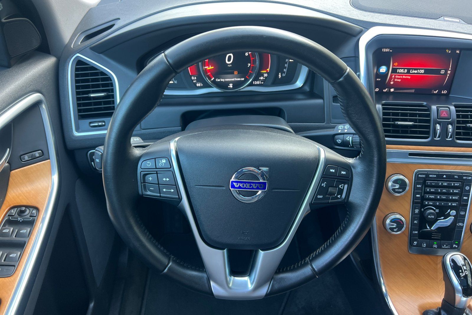 2017 Volvo XC60 T5 Inscription - Photo 13