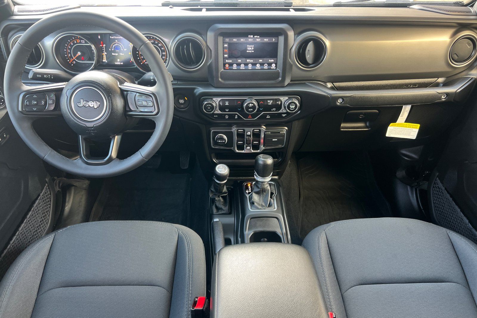 2023 Jeep Gladiator WILLYS - Photo 13