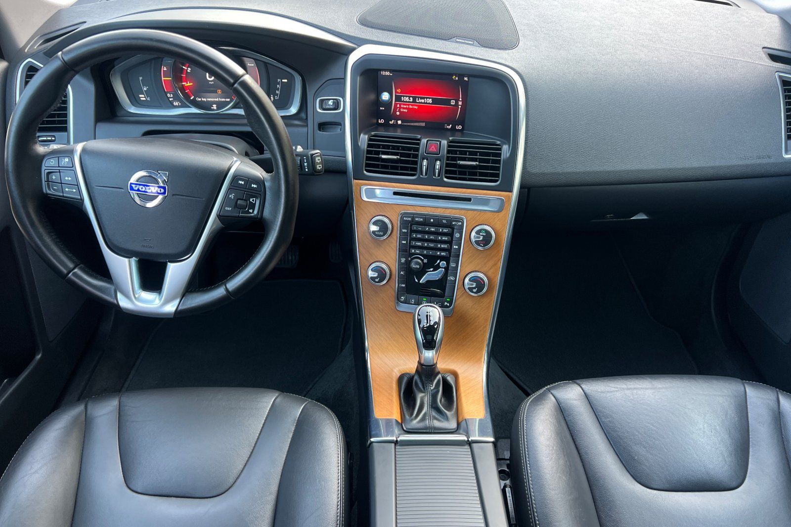 2017 Volvo XC60 T5 Inscription - Photo 12