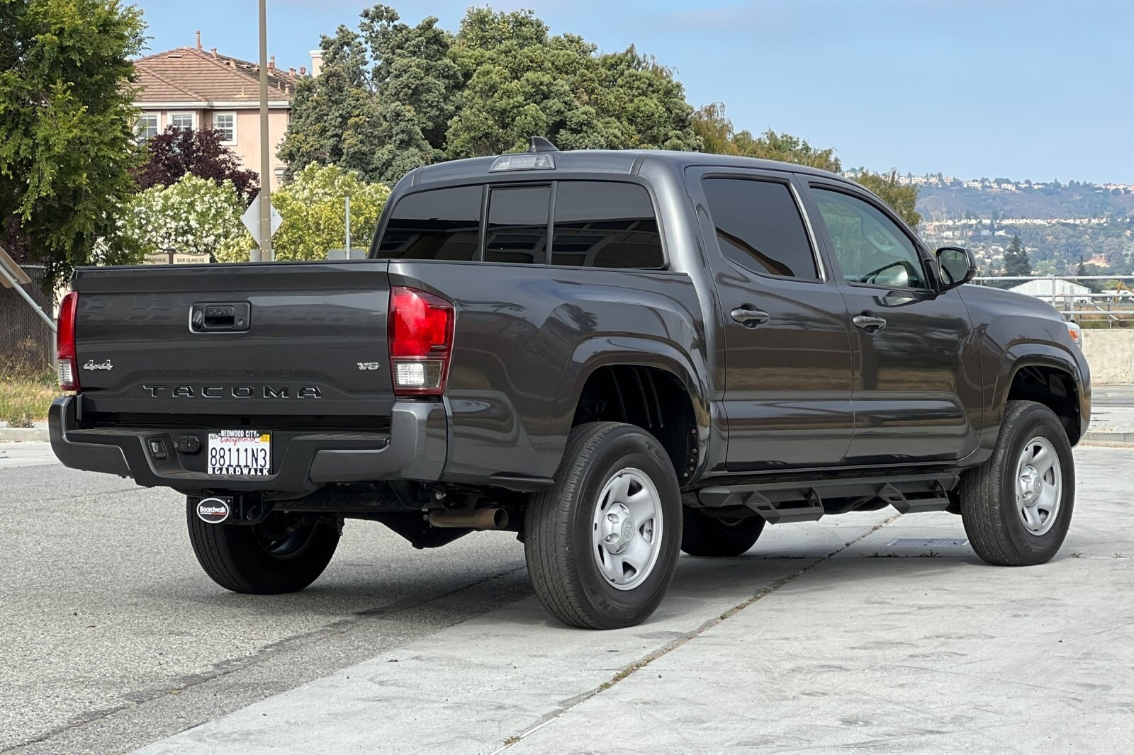 2022 Toyota Tacoma SR V6 photo 4