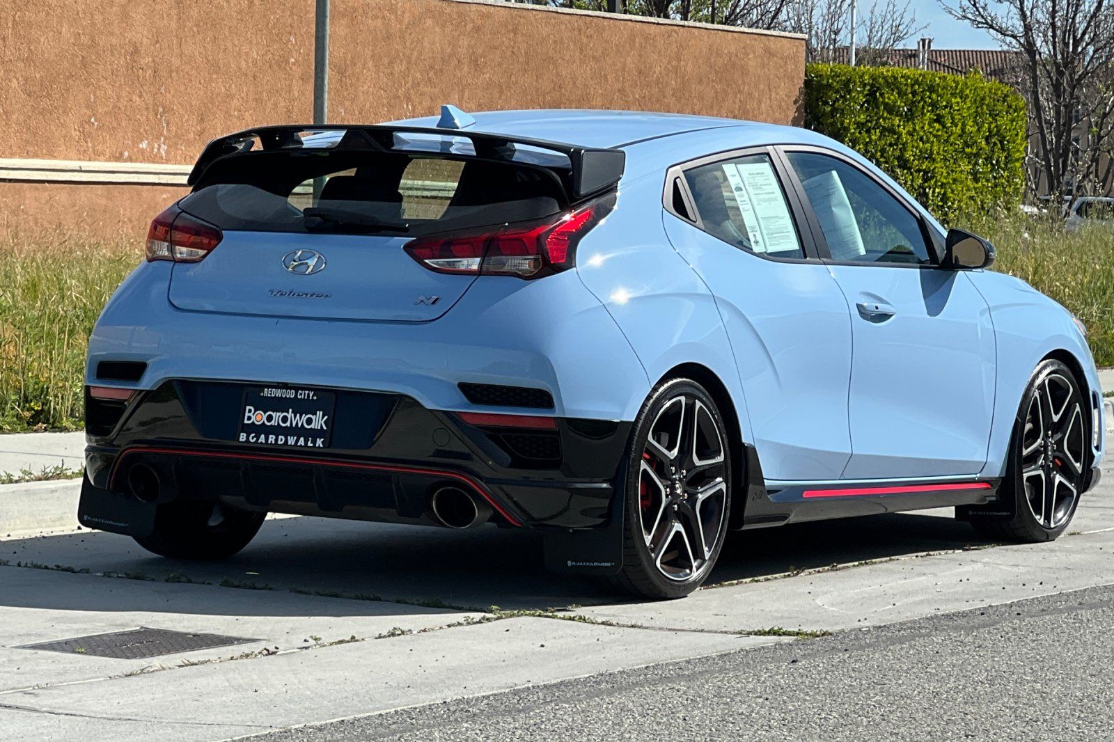 2022 Hyundai Veloster N - Photo 4