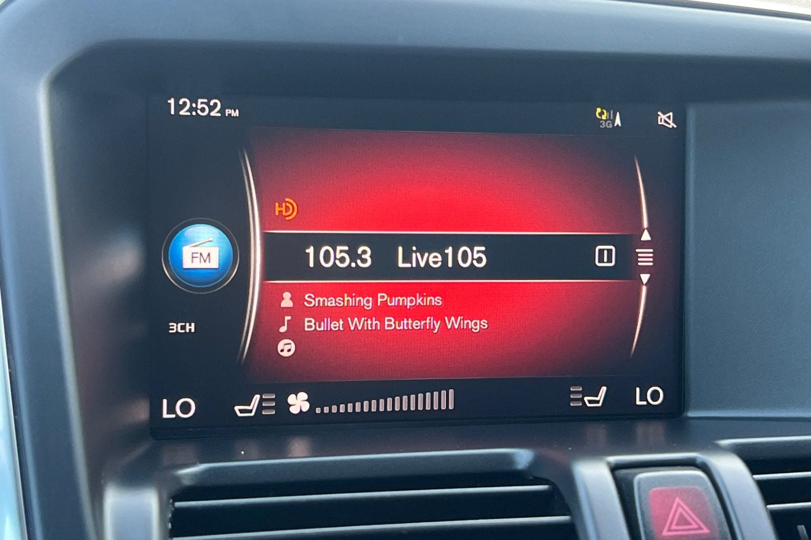 2017 Volvo XC60 T5 Inscription - Photo 17