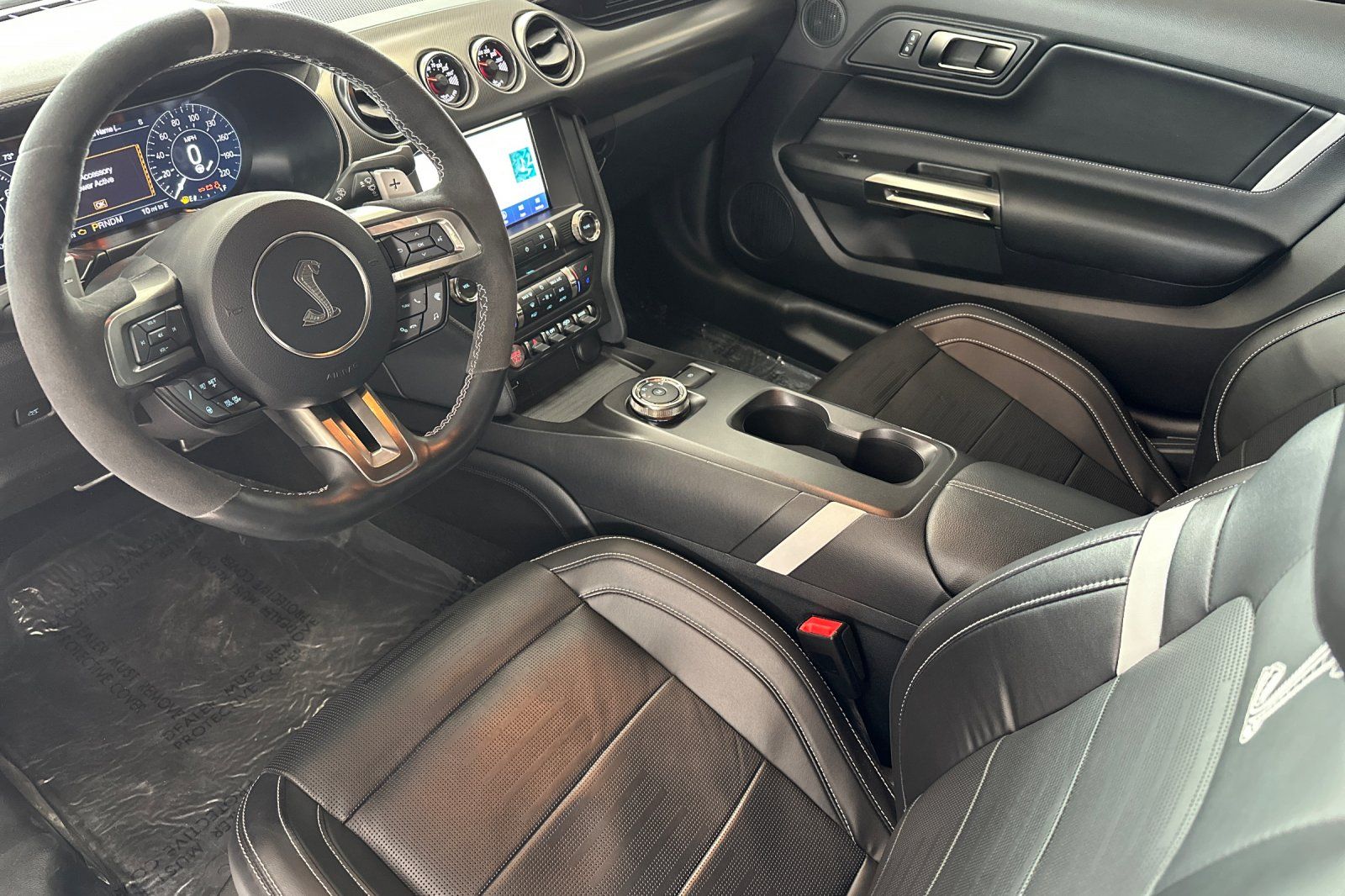 2022 Ford Mustang Shelby GT500 - Photo 10