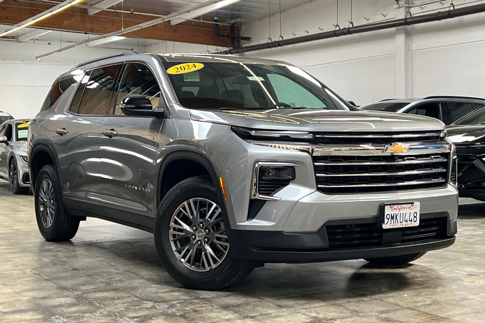 2024 Chevrolet Traverse photo 2