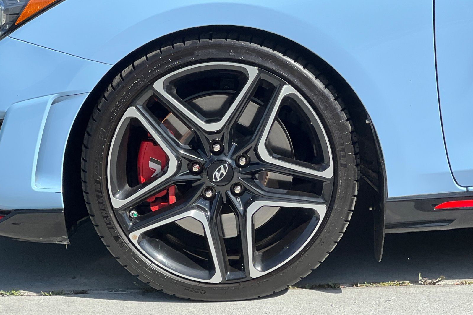 2022 Hyundai Veloster N - Photo 26