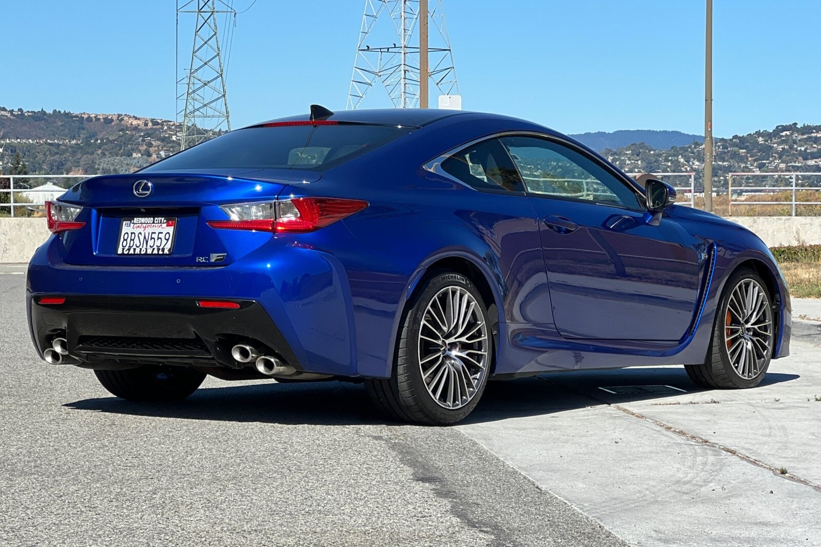 2017 Lexus RC F photo 3