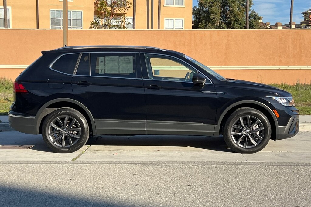 Used 2022 Volkswagen Tiguan 2.0T SE SUV