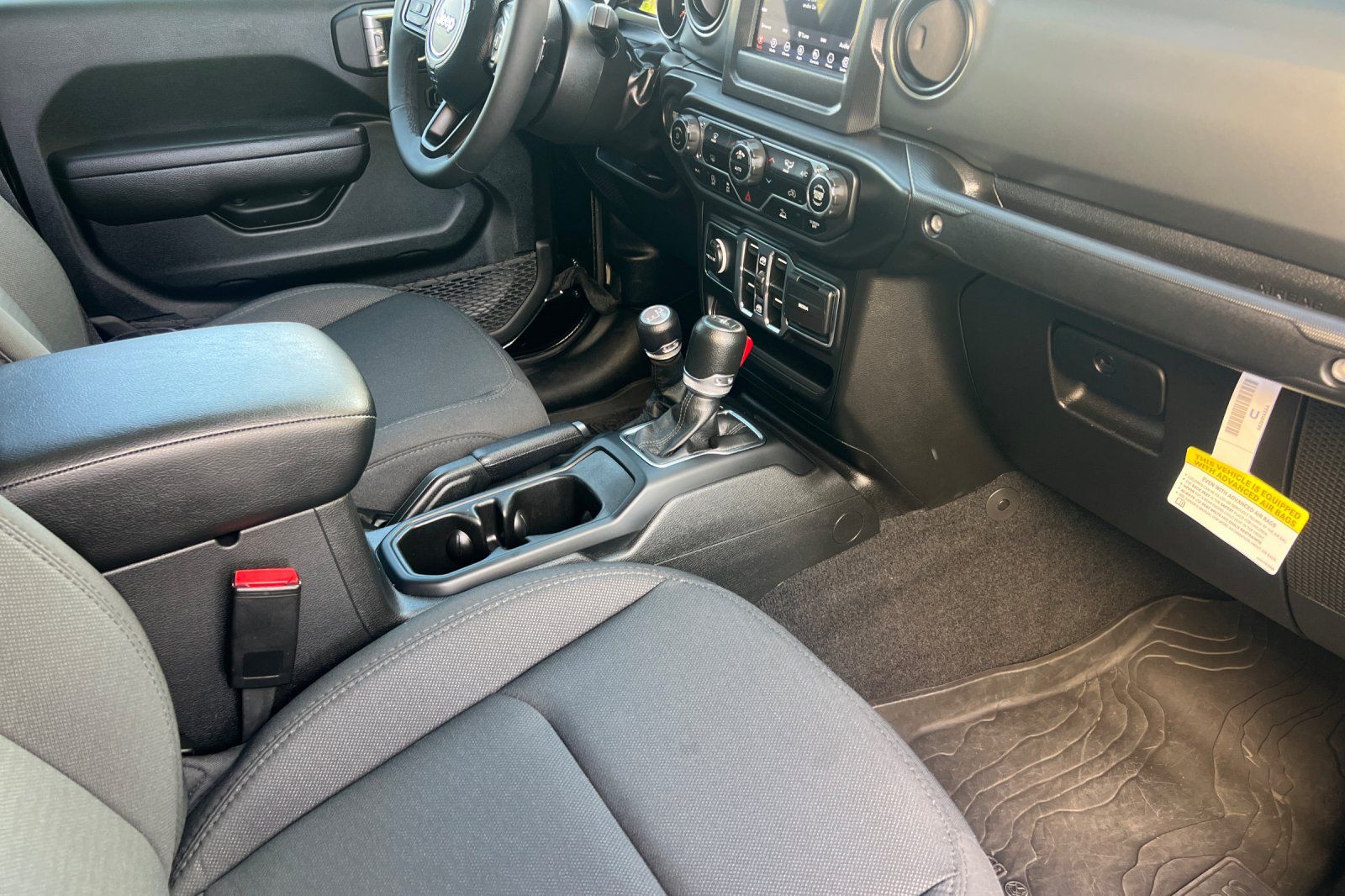 2023 Jeep Gladiator WILLYS - Photo 15