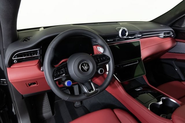 maserati%20grecale%202.jpg