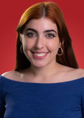 Staff member Ana Rosa from ID_2dd704