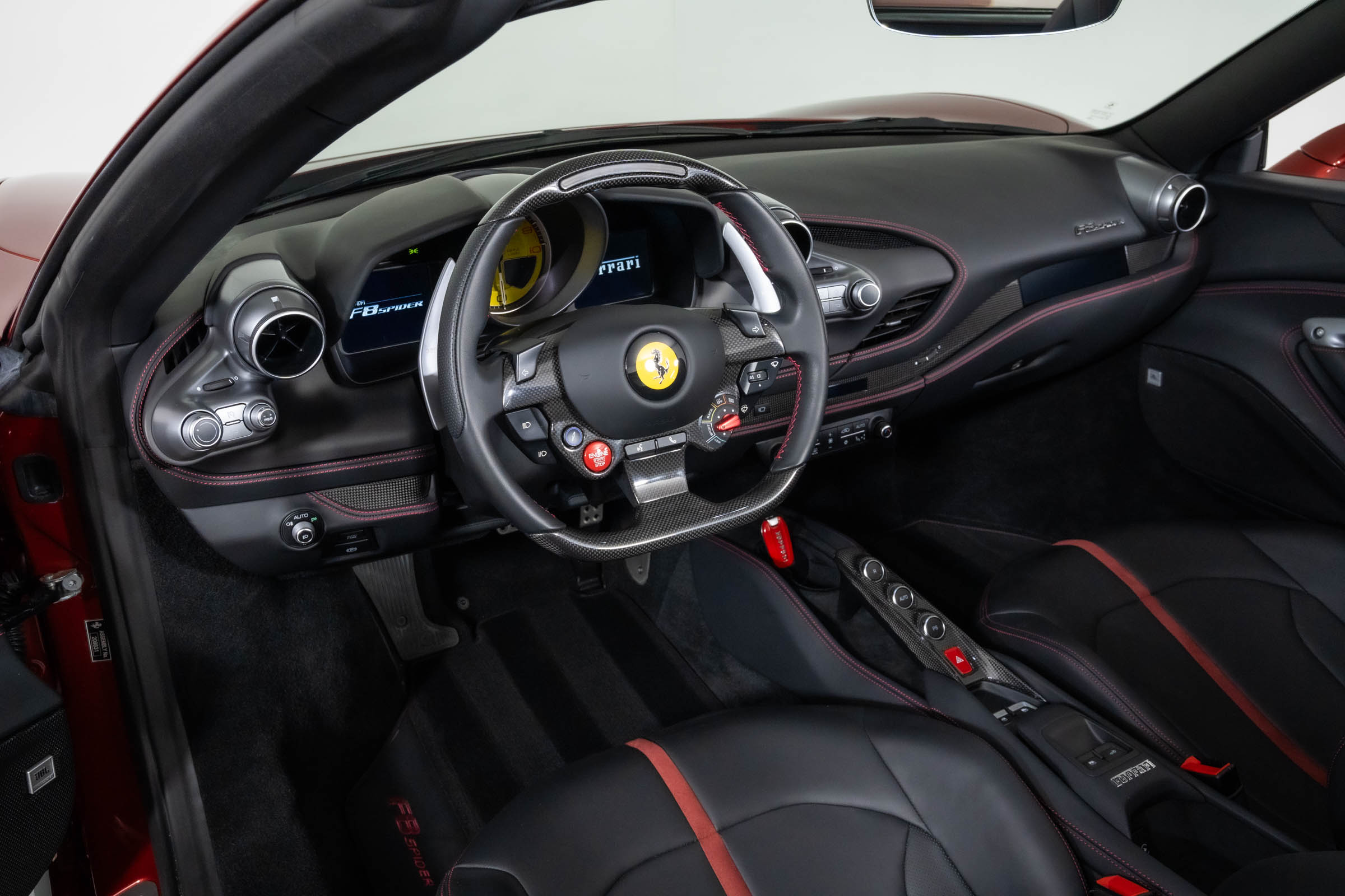 2023 Ferrari F8 Spider photo 4