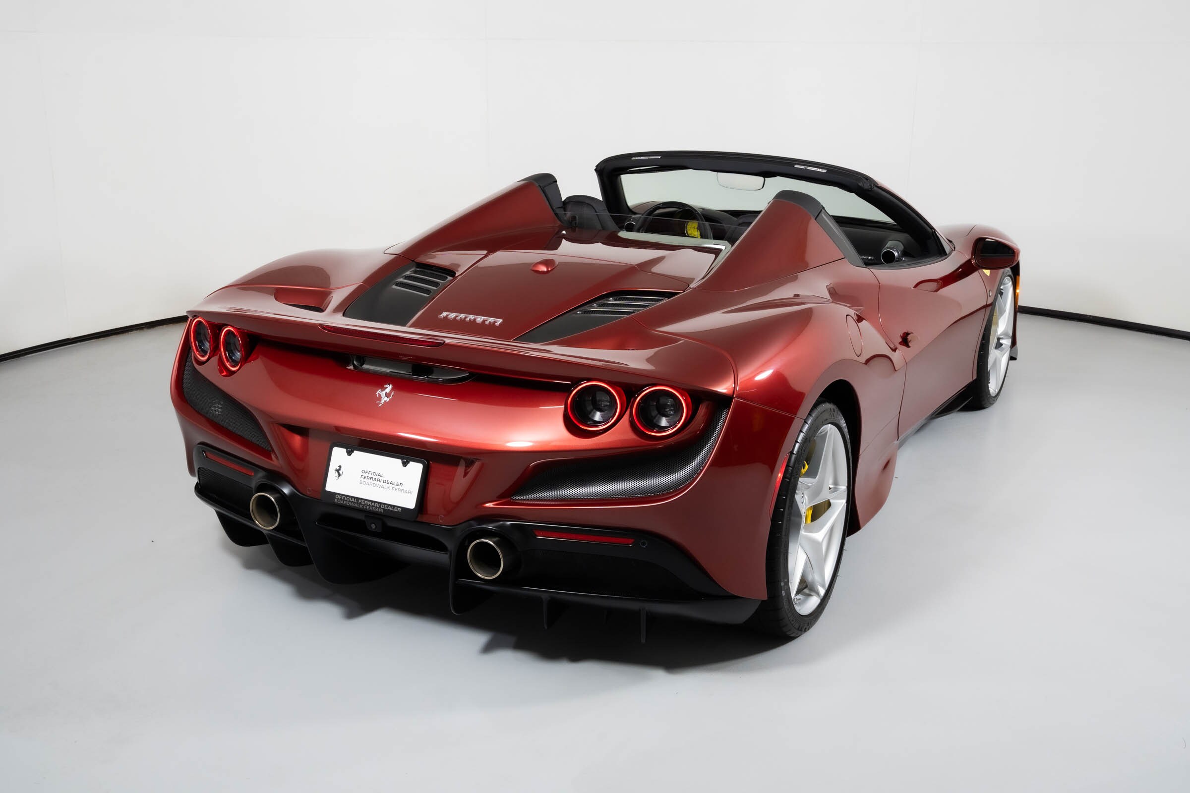 2023 Ferrari F8 Spider photo 2