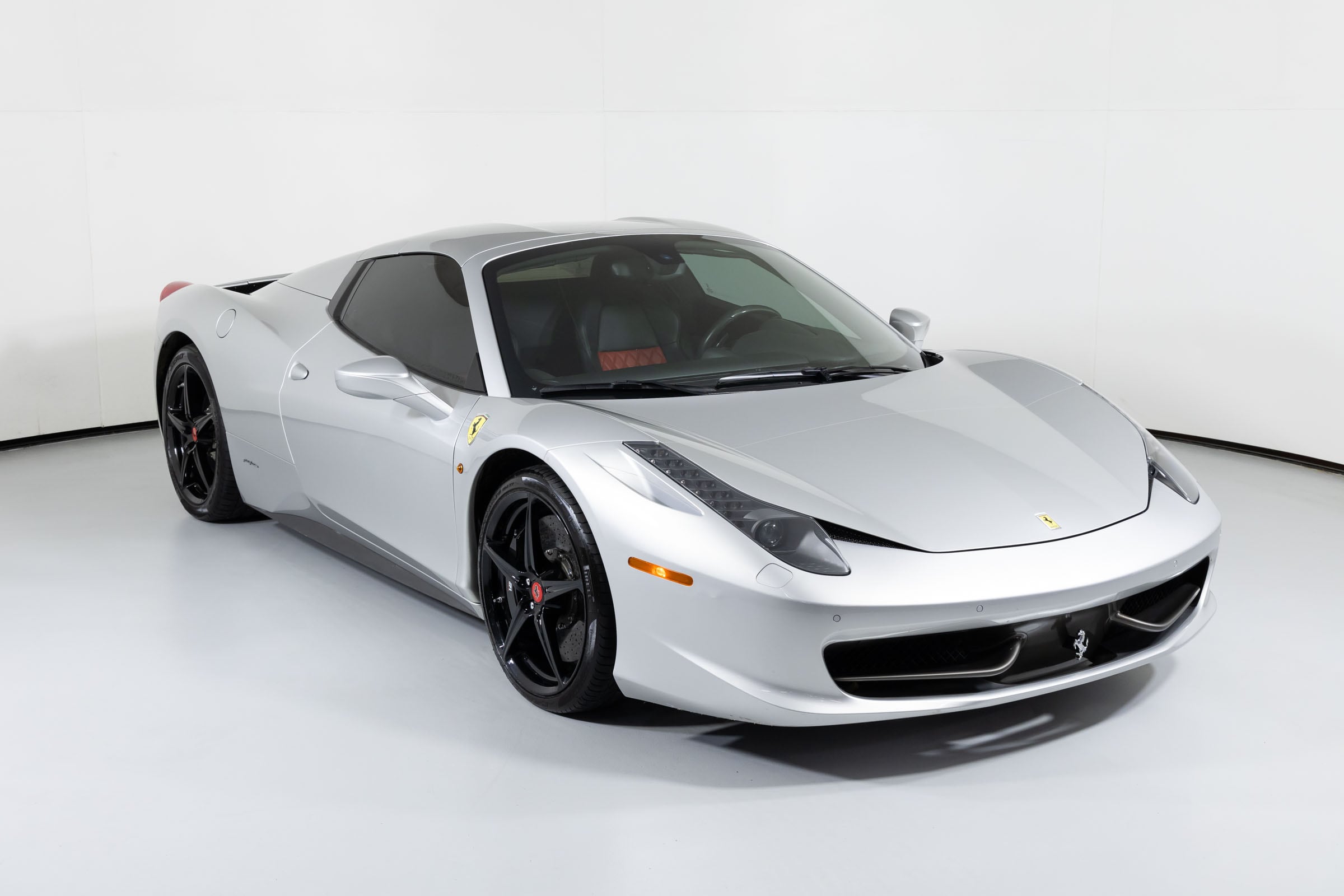 美品　洋書　FERRARI Ferrari 現品 FANTASTIQUES FERRARI : ミニマルヤマ - 通販