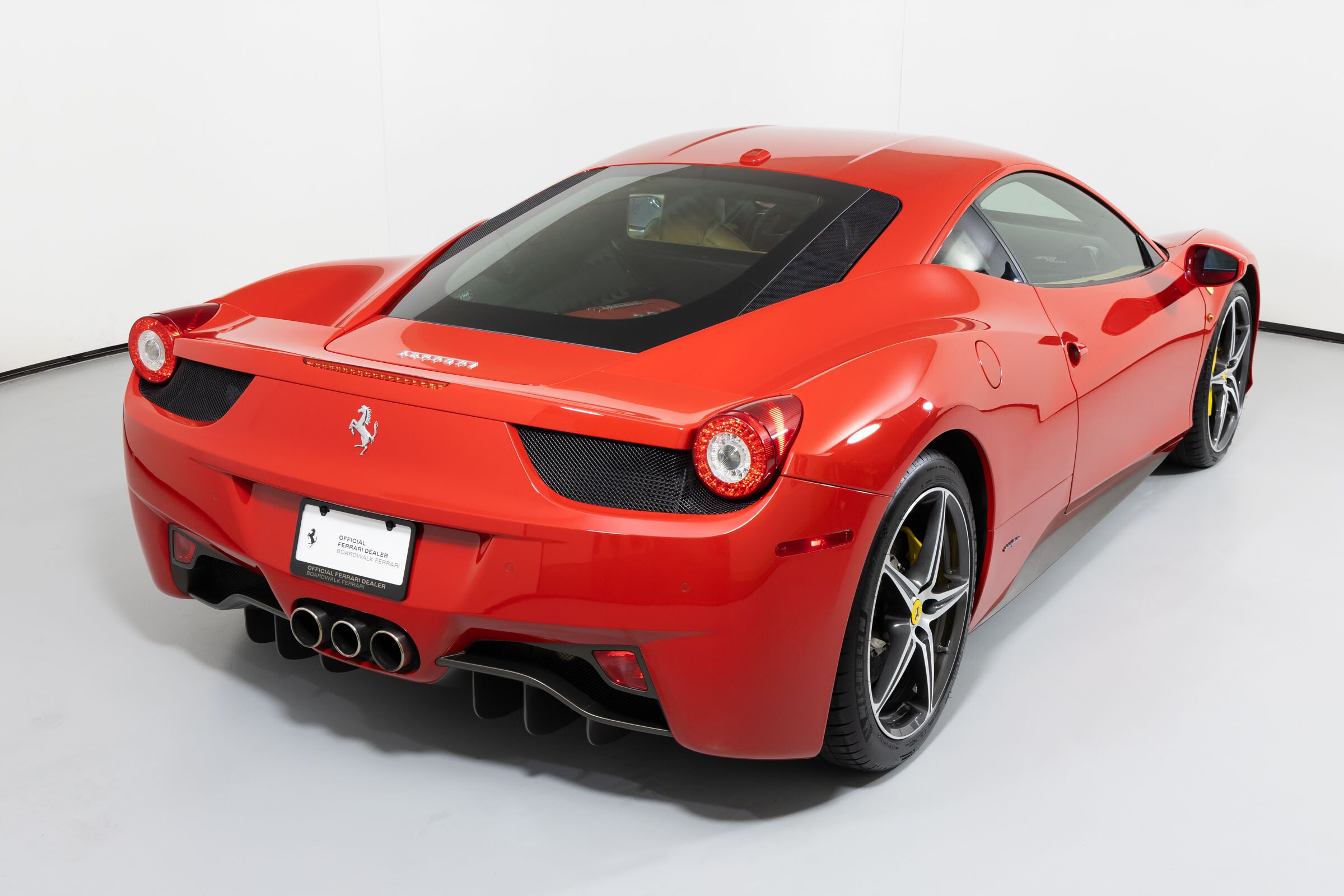 2011 Ferrari 458 Italia Base photo 2