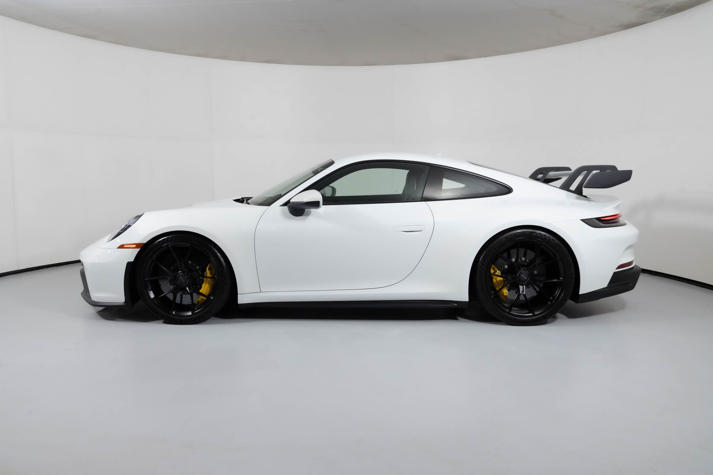2022 Porsche 911 GT3 photo 3