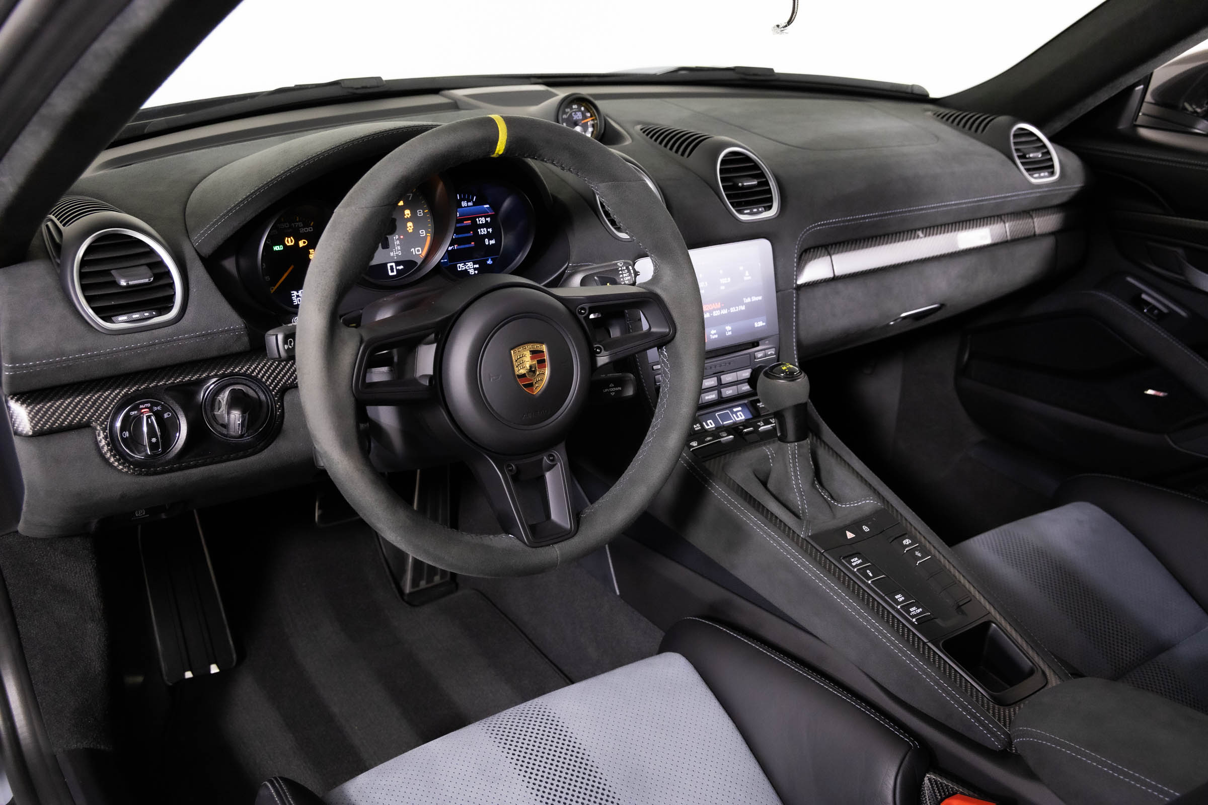 2023 Porsche Cayman GT4 RS photo 4
