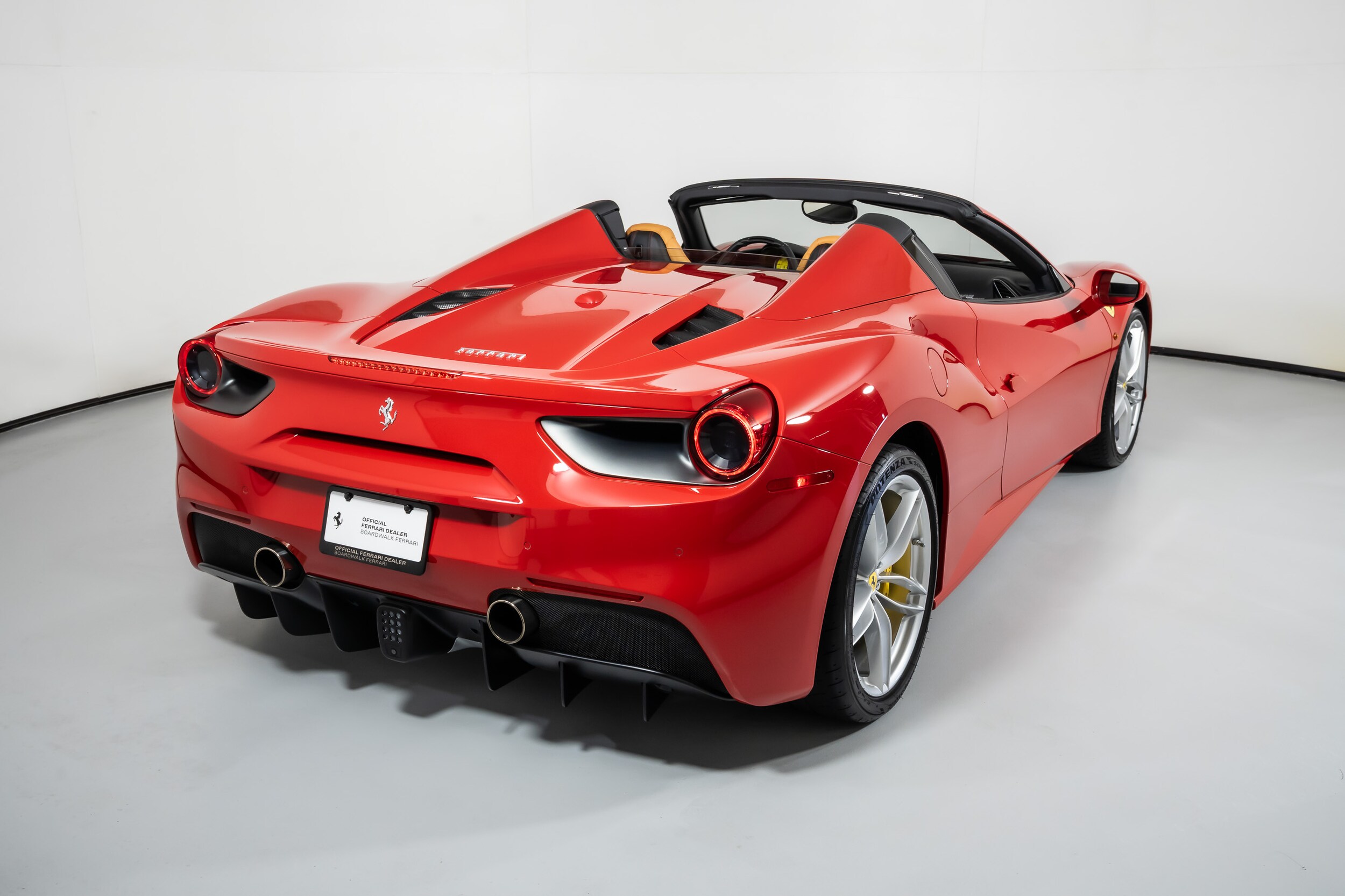 2017 Ferrari 488 Spider photo 3