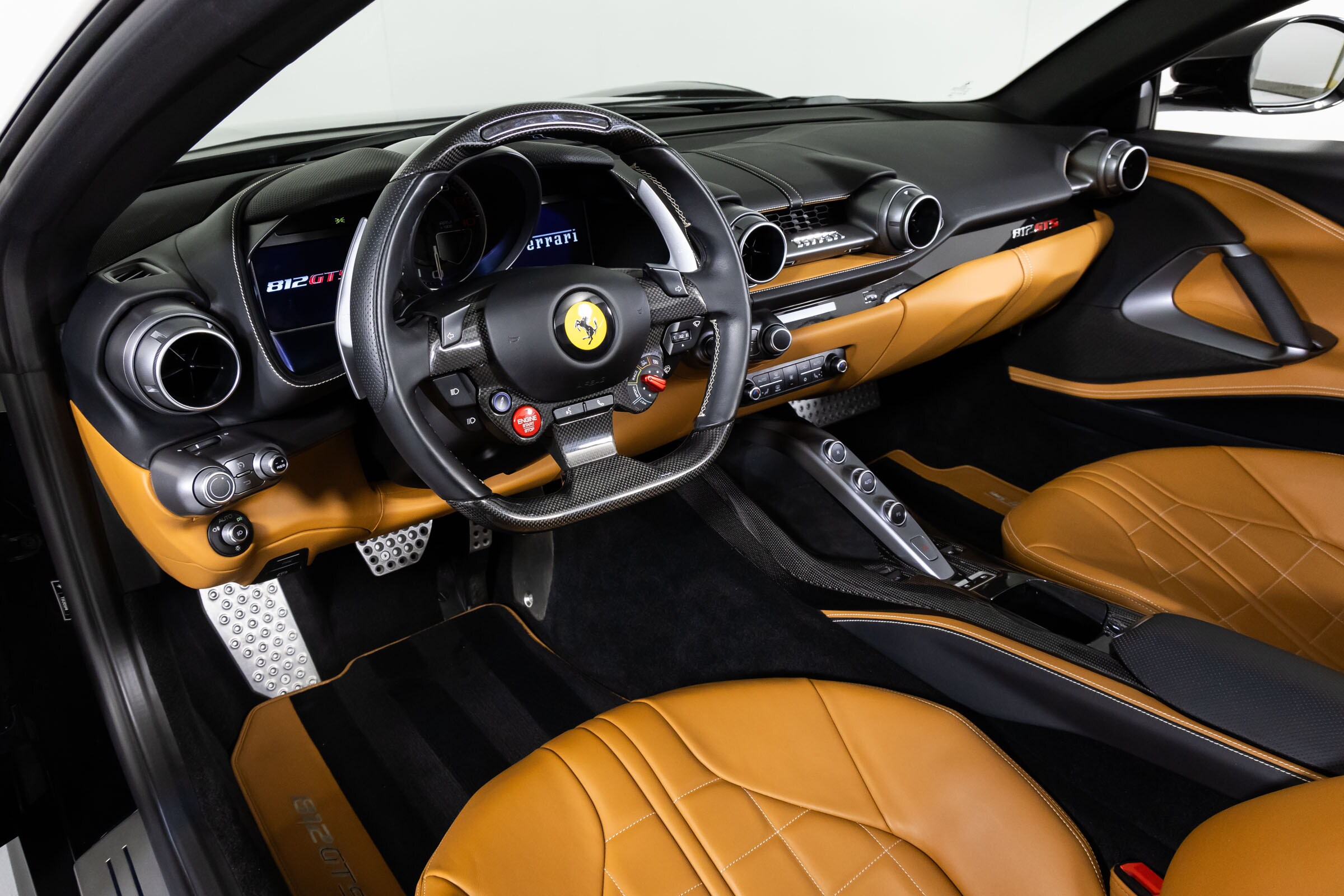 2022 Ferrari 812 GTS photo 4