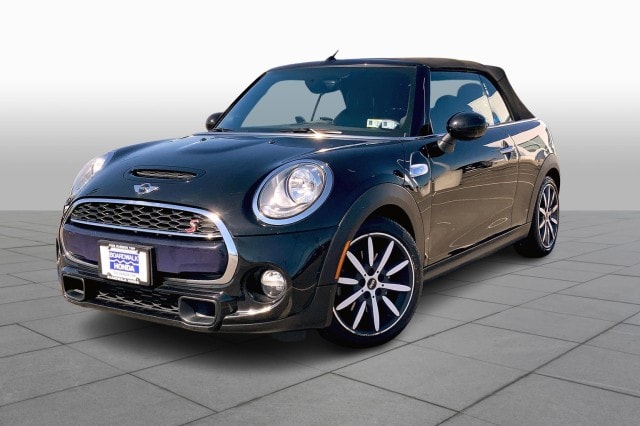 2017 MINI Cooper S's photo