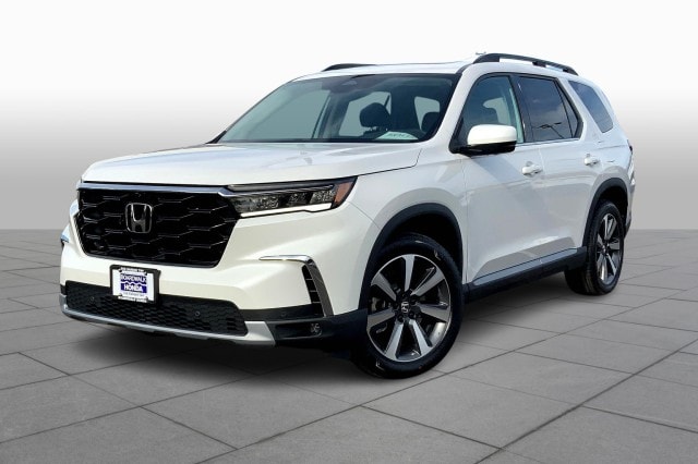 2023 Honda Pilot Elite's photo