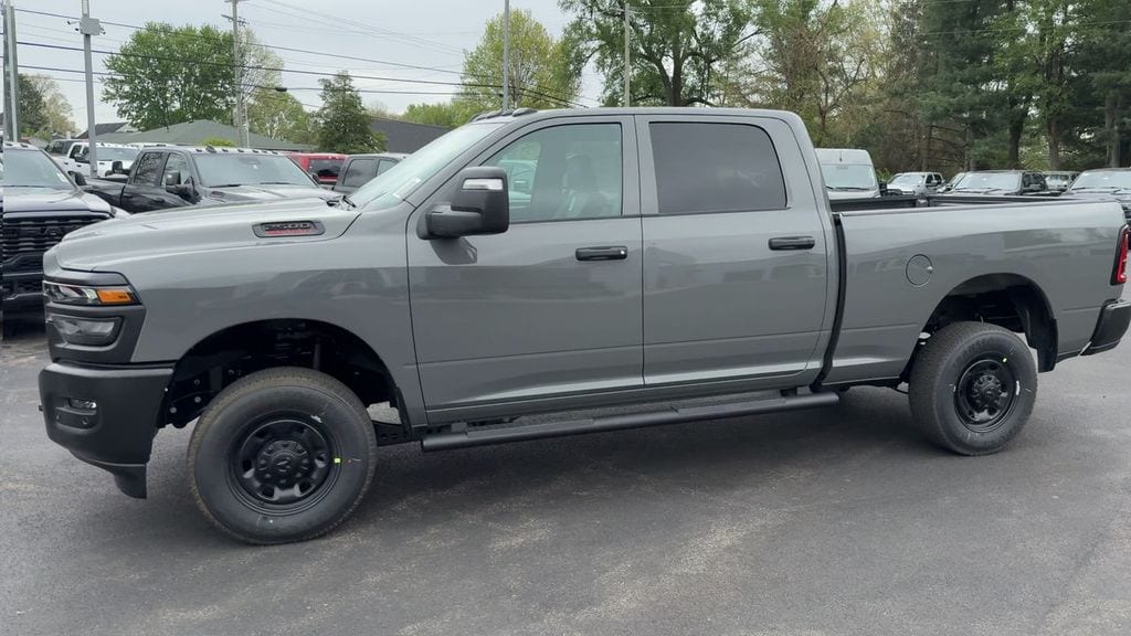 New 2026 Ram 2500 TRADESMAN CREW CAB 4X4 6'4 BOX Pickup