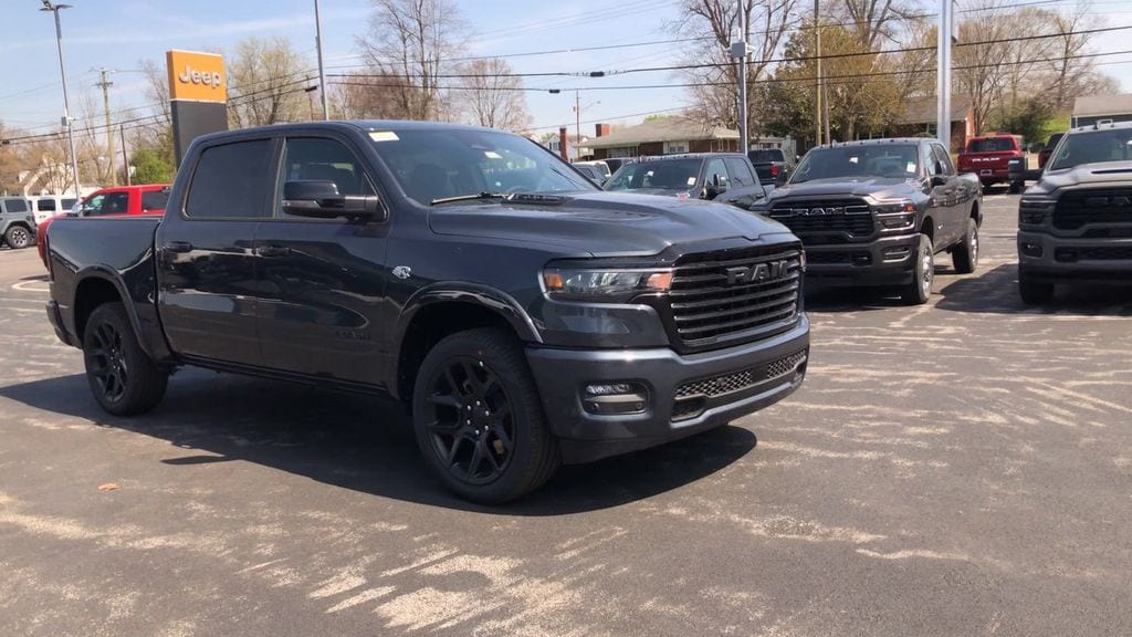 New 2026 Ram 1500 LARAMIE CREW CAB 4X4 5'7 BOX Pickup