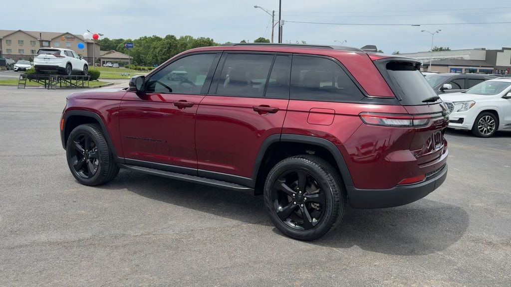 Used 2023 Jeep Grand Cherokee Limited SUV
