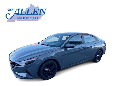 2022 Hyundai Elantra SEL Sedan