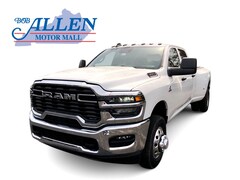 2026 Ram 3500 TRADESMAN CREW CAB 4X4 8' BOX Pickup