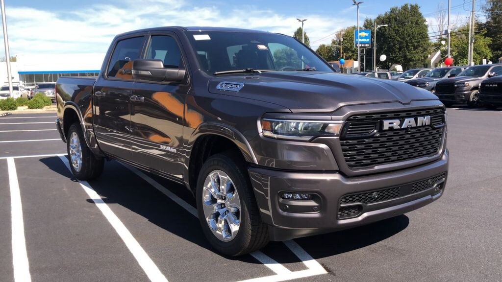 New 2026 Ram 1500 BIG HORN CREW CAB 4X4 5'7 BOX Pickup