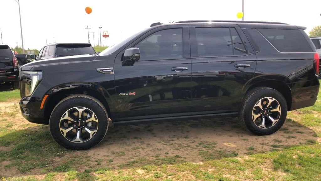 Used 2025 GMC Yukon AT4 SUV