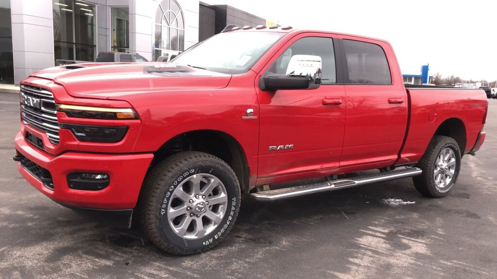 New 2026 Ram 2500 LARAMIE CREW CAB 4X4 6'4 BOX Pickup