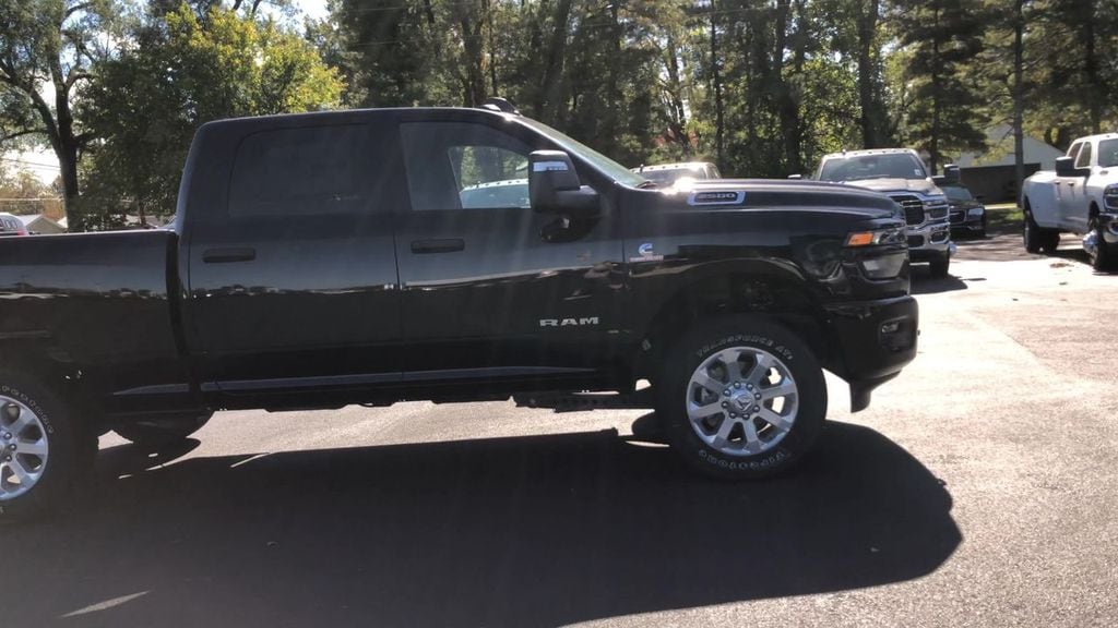 2026 RAM 2500 Big Horn - Photo 9