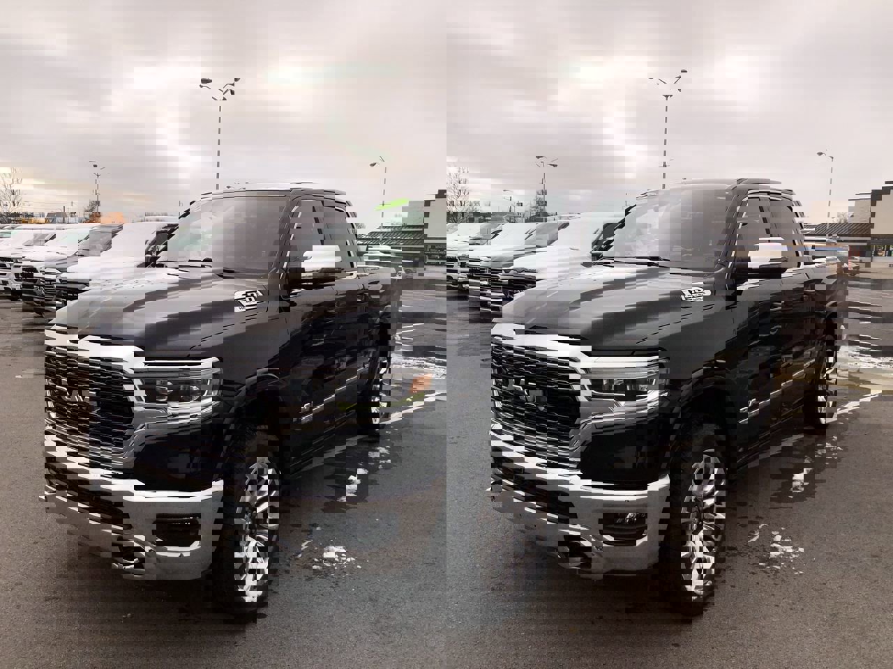 2023 RAM Ram 1500 Pickup Limited's photo