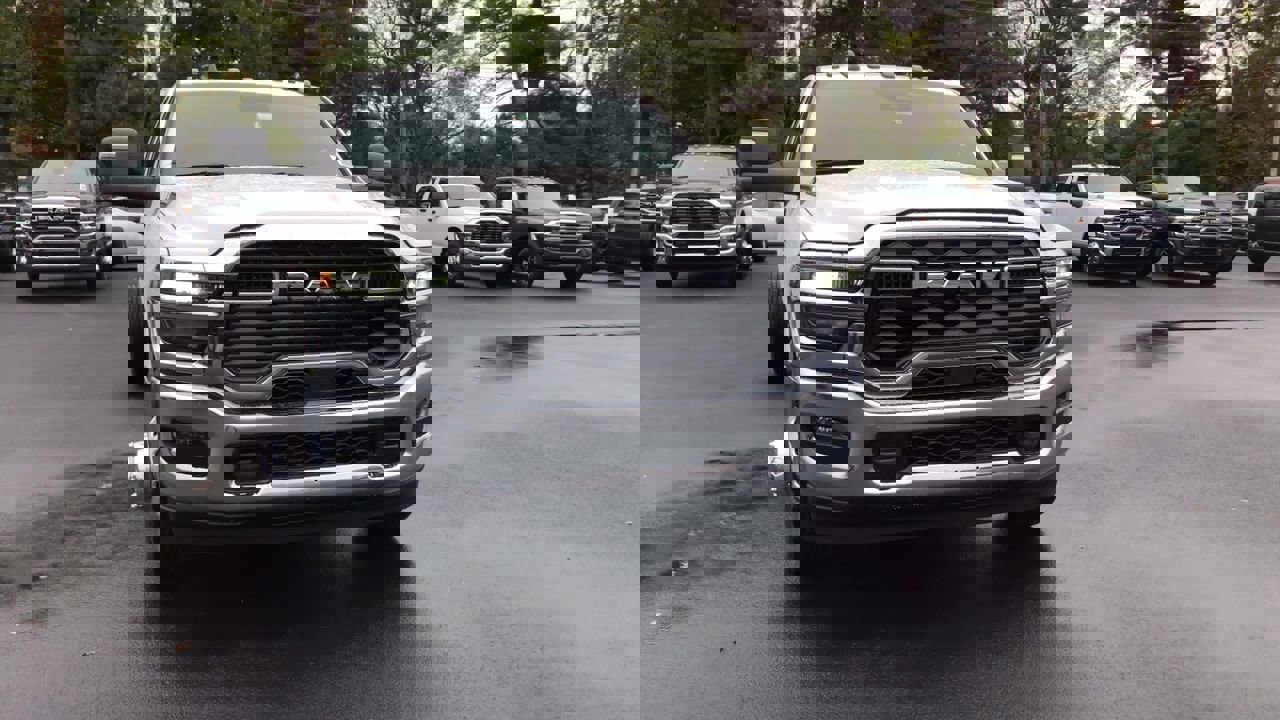 2026 Ram 3500 Tradesman photo 3