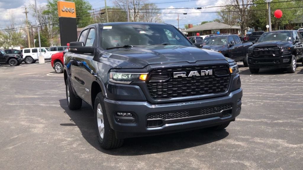 New 2026 Ram 1500 BIG HORN CREW CAB 4X4 5'7 BOX Pickup