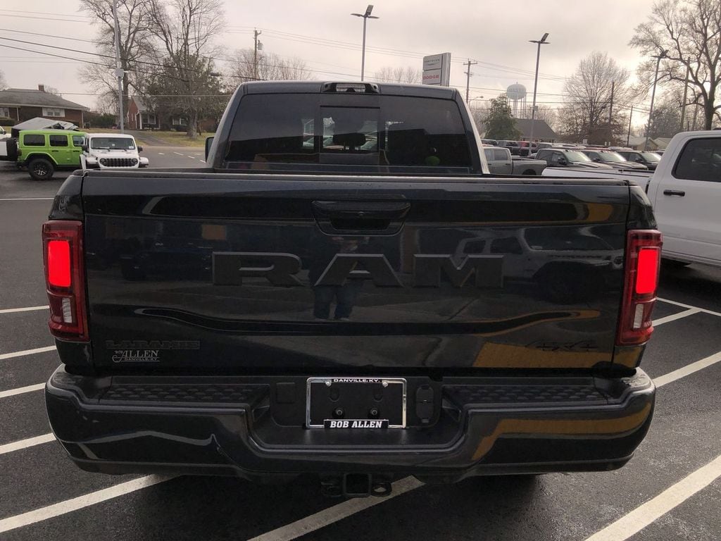 2026 RAM 2500 Laramie - Photo 18