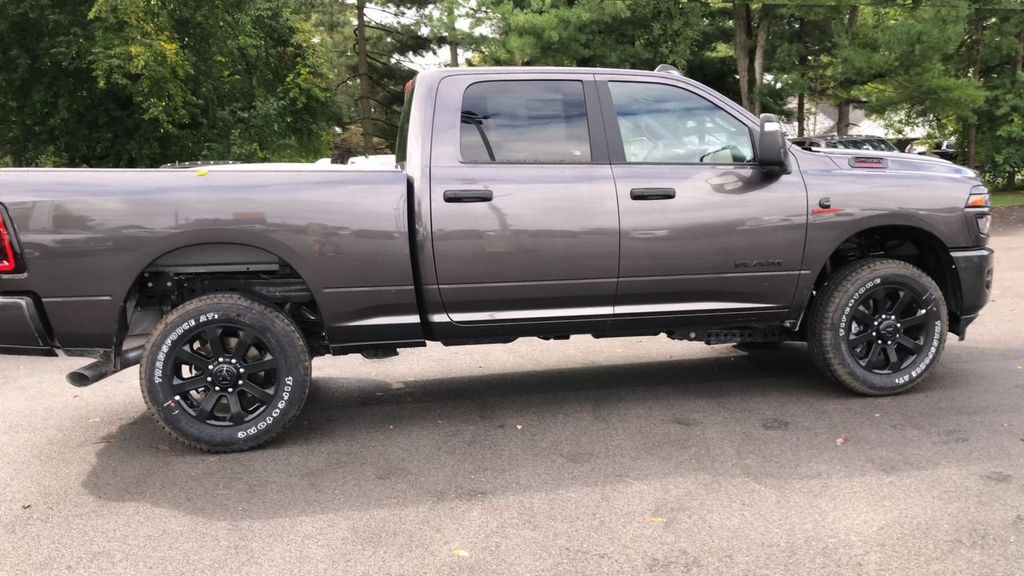2026 RAM 2500 Big Horn - Photo 8