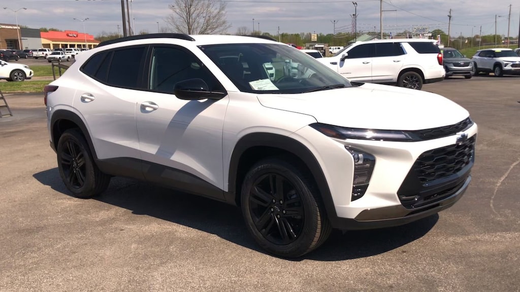 Used 2025 Chevrolet Trax Activ SUV