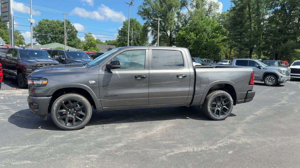 New 2026 Ram 1500 LARAMIE CREW CAB 4X4 5'7 BOX Pickup